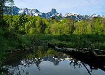 Spiegelwelten und grossartige Fotosujets: Die stillen Wasser, in denen sich die Landschaft und der Himmel spiegelt. (bei Klick vergrösserte Ansicht Bild)